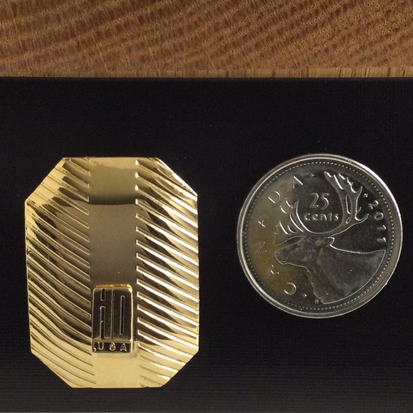 Vintage Harley-Davidson Gold Tone Post Earrings - Picture 2 of 5